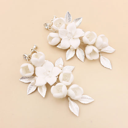 Temperament Simple White Ceramic Flower Bridal Earrings